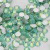 Stikliniai GREEN OPAL akmenukai 100vnt.